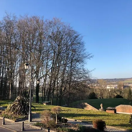 Le Du Chateau