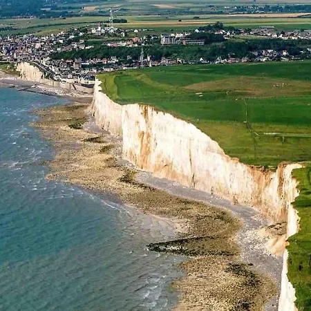 Le Du Chateau Holiday home *