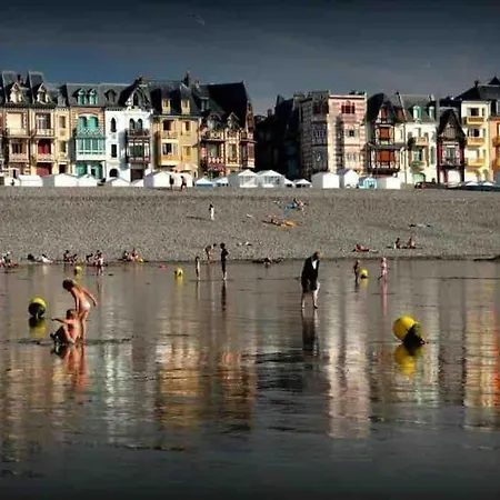 Le Du Chateau