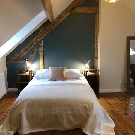 Le Du Chateau *
